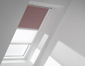 VELUX duo blackout roller blind, rosa